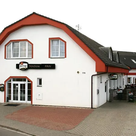 Guest house Fajn ***